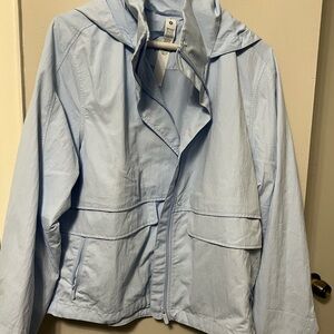 Lululemon Blue Utility Jacket with Hood and Water-Resistant Fabric nwot